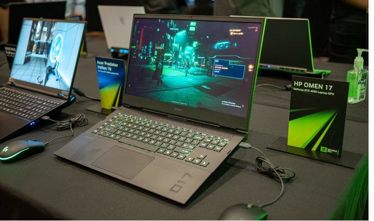 Gaming Laptops vs Regular Laptops